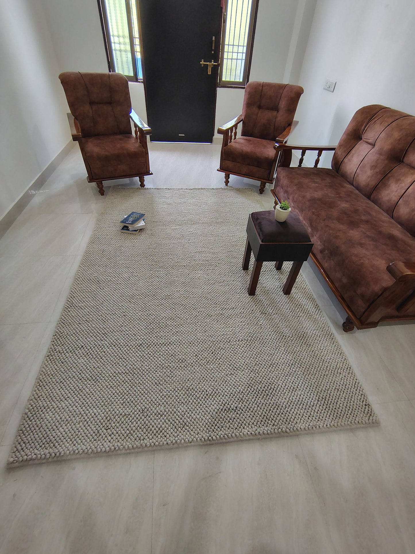 Chunky Looped Ivory Rug – Thick Textured Neutral Minimalist Floor Accent