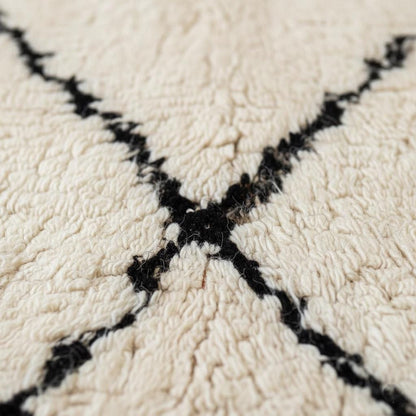 Handmade Wool Beni Ourain Rug – Cream & Black Diamond Berber Carpet