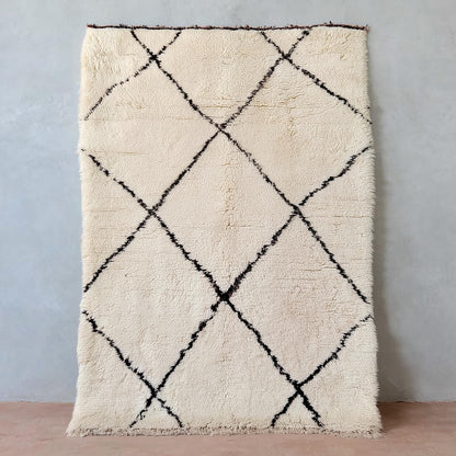 Handmade Wool Beni Ourain Rug with cream and black diamond pattern, soft natural wool Berber carpet.